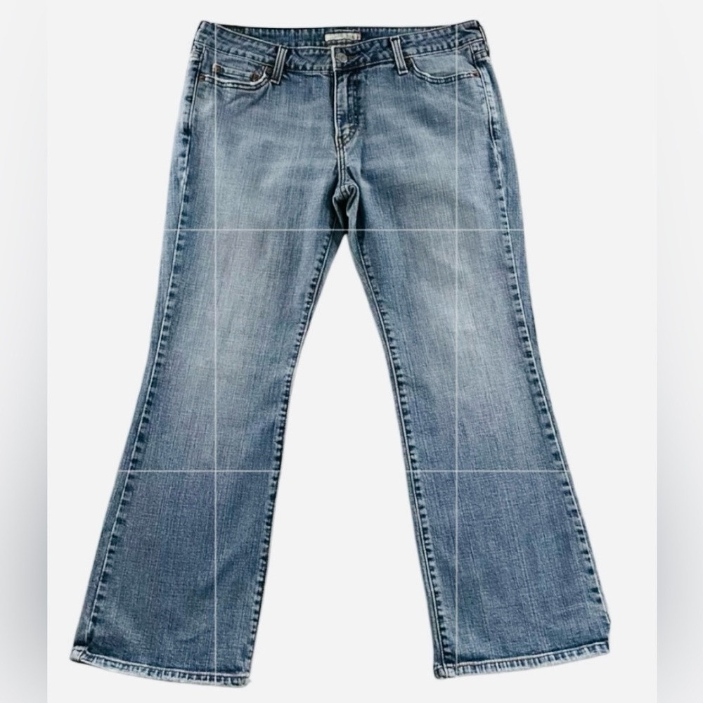 Levis 545 Womens Jeans Blue Size 14
Short‎ Low Rise Bootcut Denim Cotton
Blend